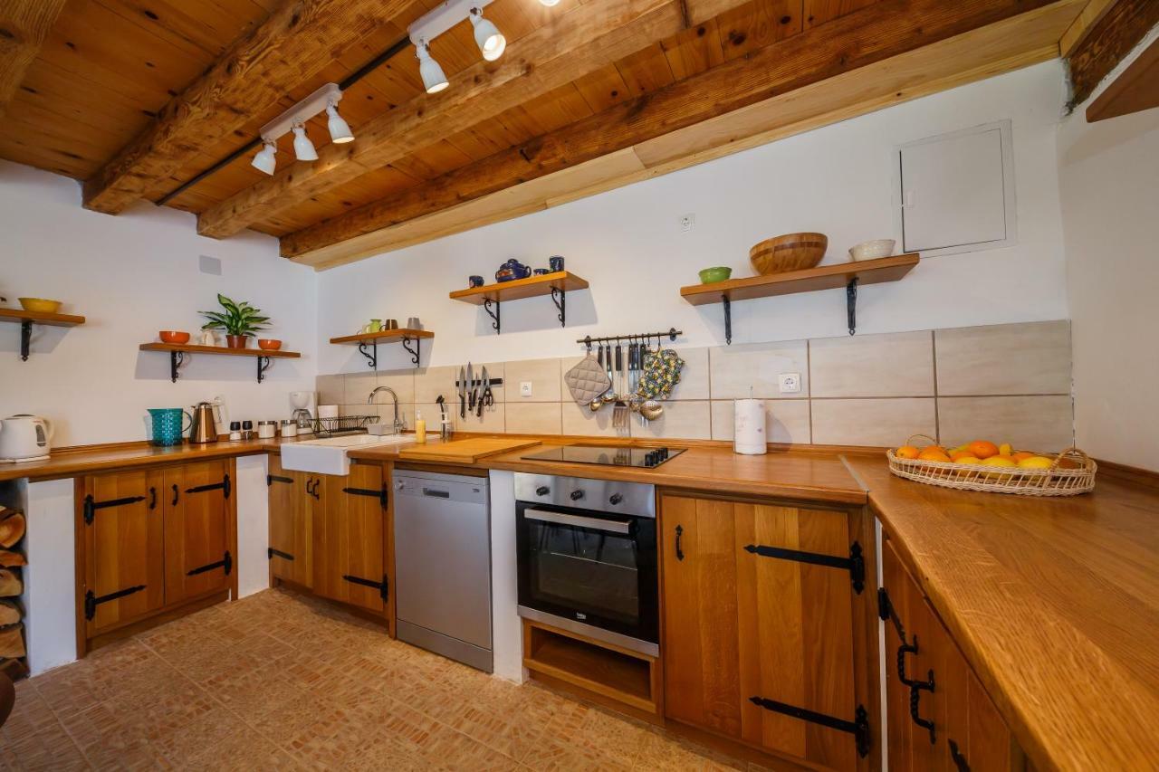 Beautiful Cottage With Heated Pool For 22 Ppl Plaski Exterior photo